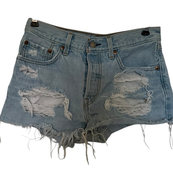 Levi’s 501 High Waisted Jean Shorts Ribbed Distressed - Picture 5 of 5